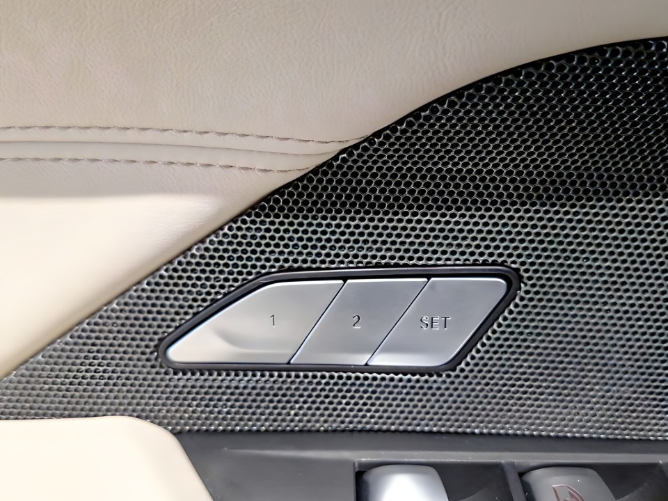 BMW M4 Competition Cabrio - foto 11