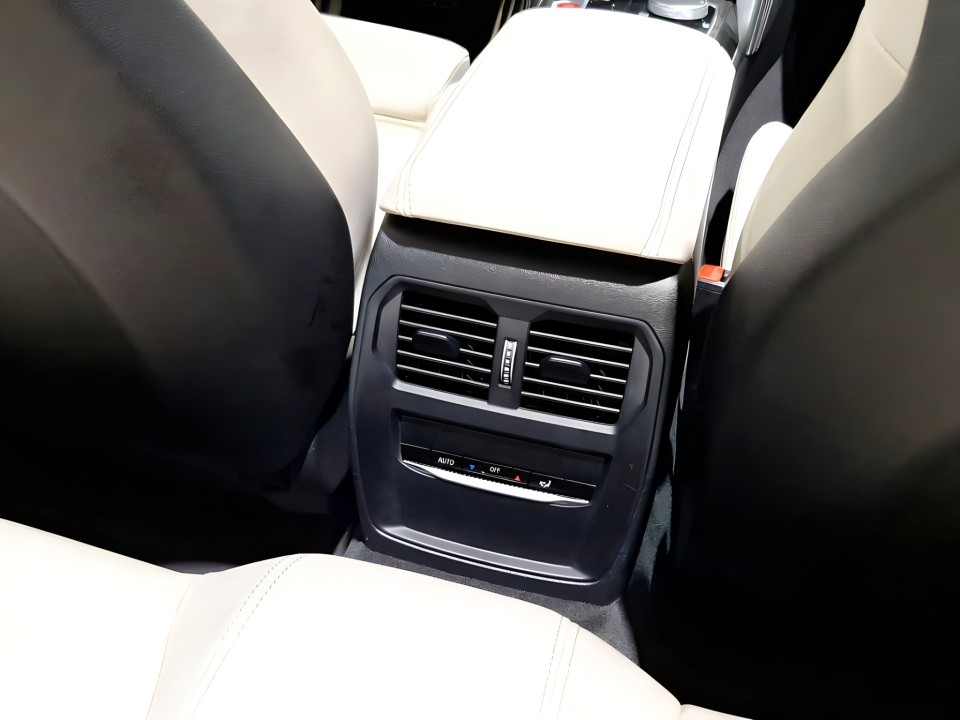 BMW M4 Competition Cabrio - foto 12