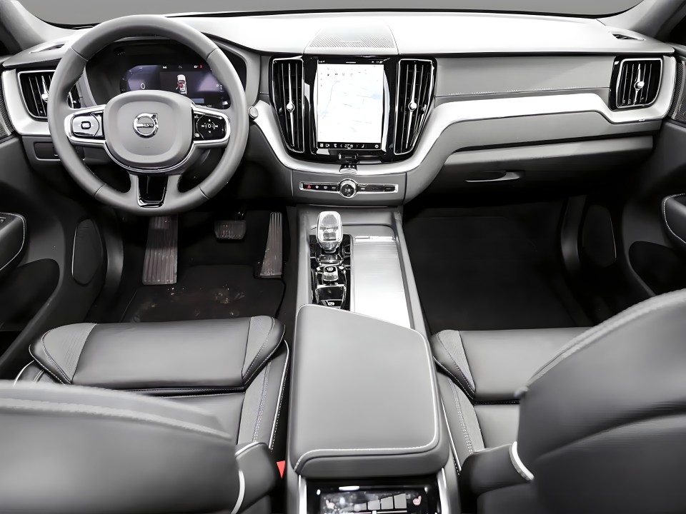 Volvo XC 60 B5 AWD Ultimate Dark (4)