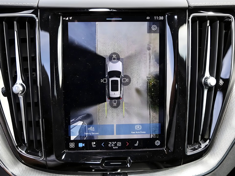 Volvo XC 60 B5 AWD Ultimate Dark - foto 9