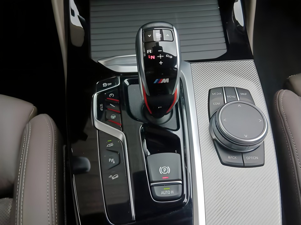 BMW X3 M Competition - foto 13