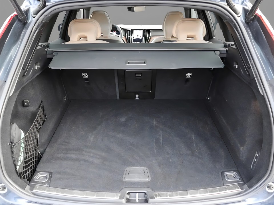 Volvo XC 60 B5 AWD Ultra Dark - foto 13