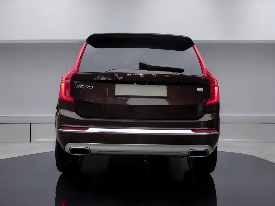 Volvo XC 90 T8 Recharge AWD Inscription (3)