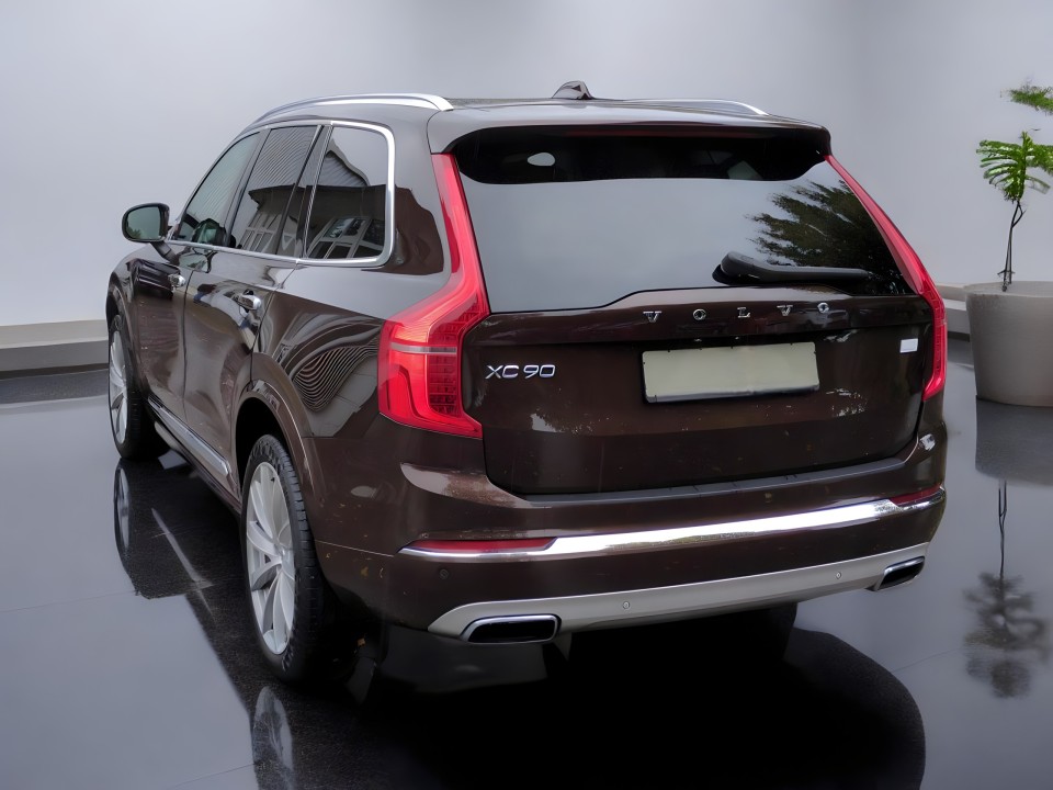 Volvo XC 90 T8 Recharge AWD Inscription (4)