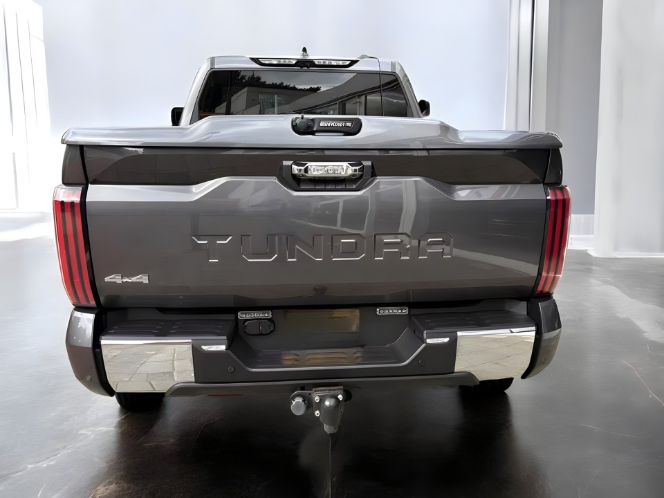 Toyota Tundra (3)