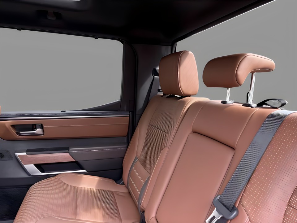 Toyota Tundra - foto 9