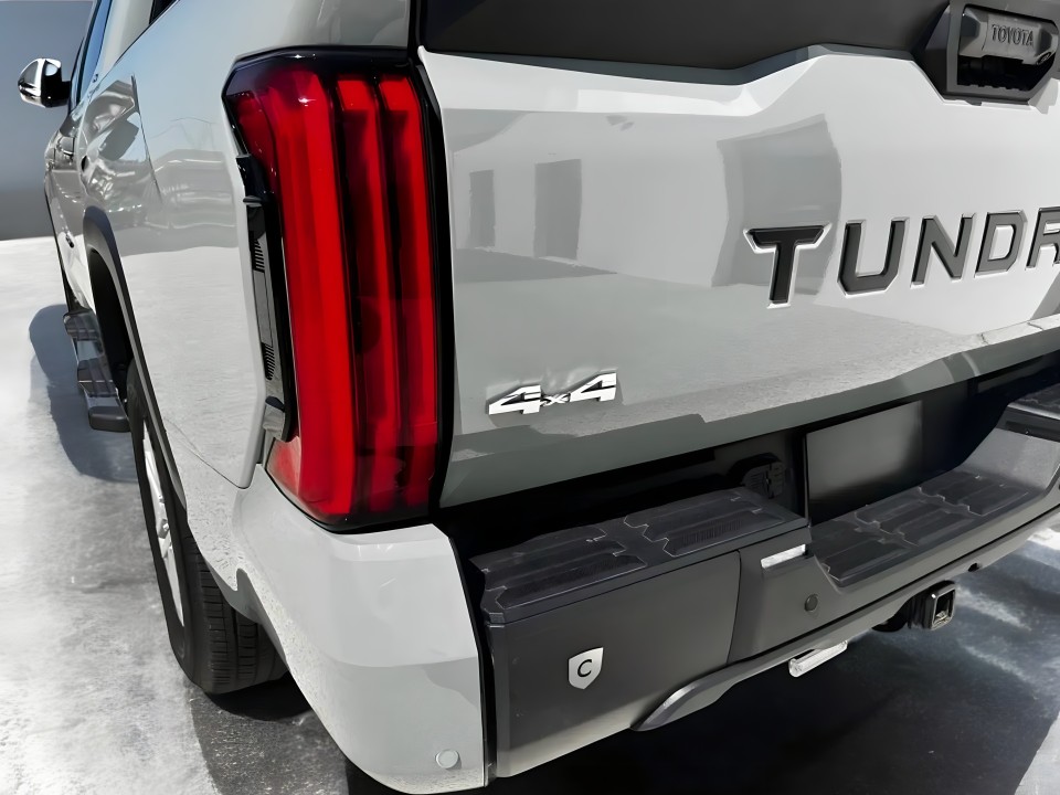 Toyota Tundra SR5 3.4L V6 (5)