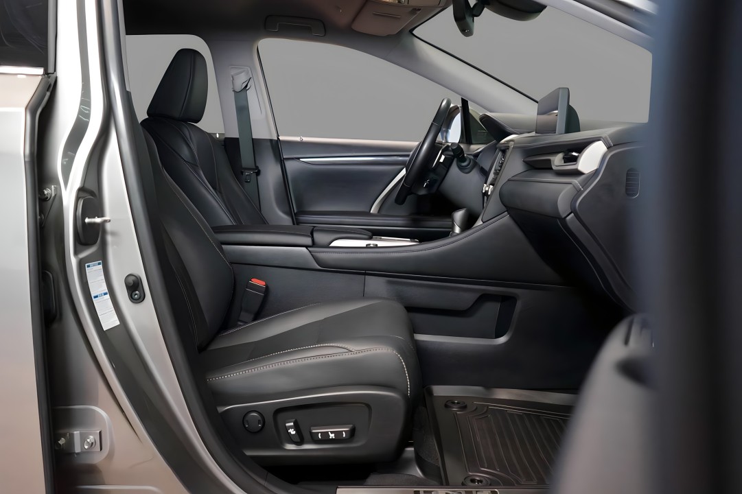 Lexus Seria RX 300 - foto 11