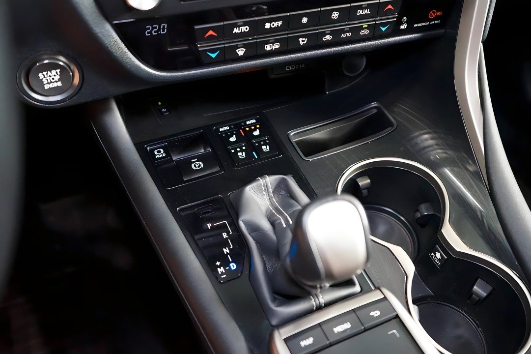 Lexus Seria RX 300 - foto 16