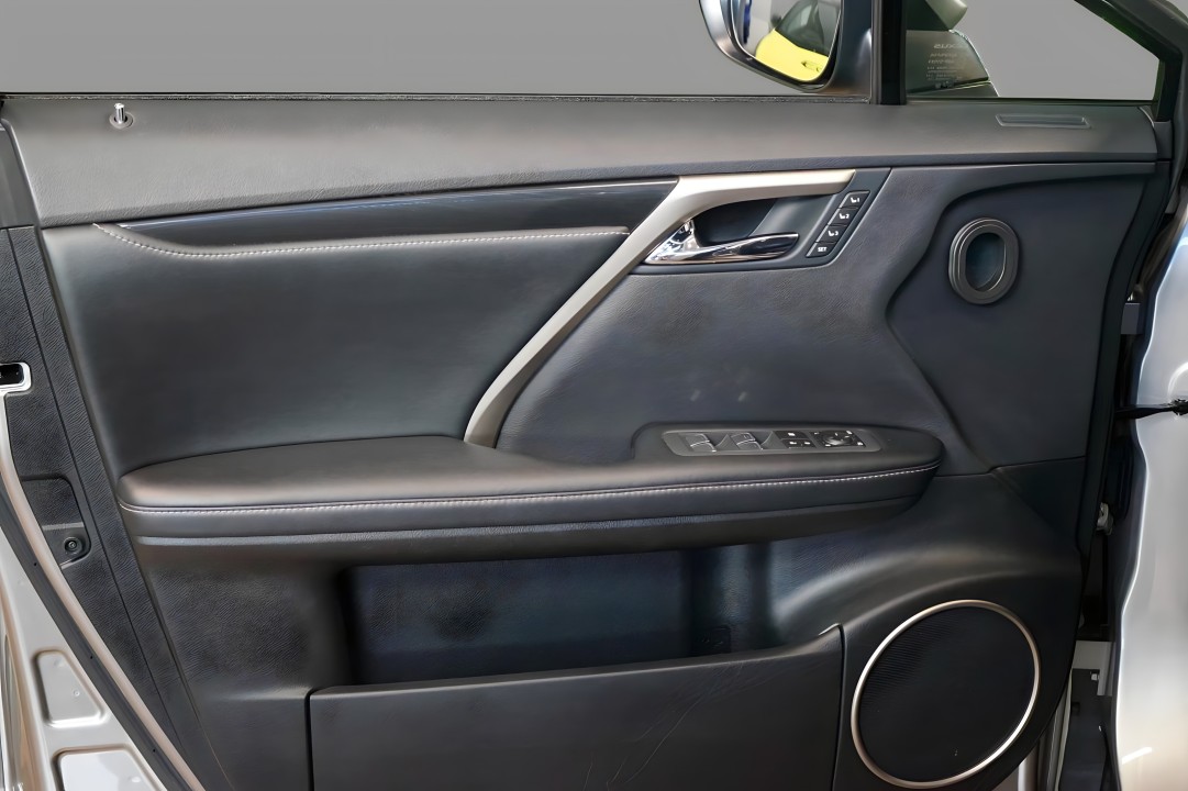 Lexus Seria RX 300 - foto 21