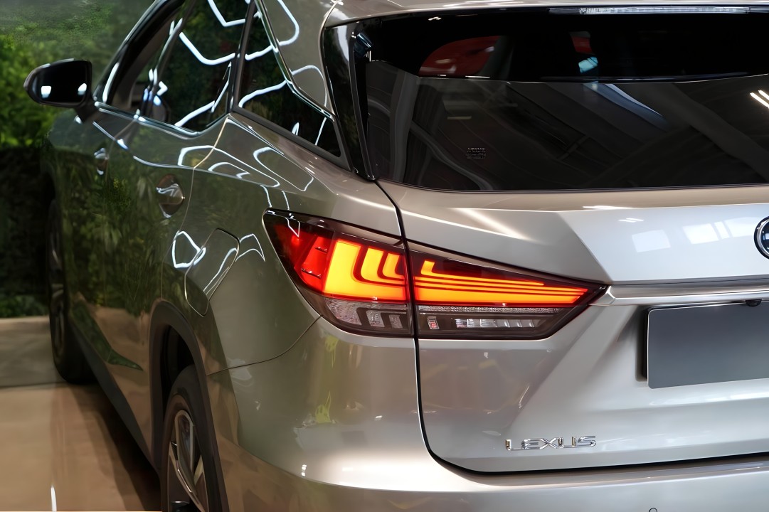 Lexus Seria RX 300 - foto 23