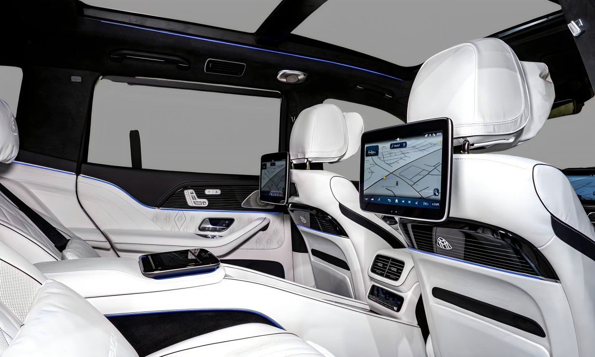 Mercedes-Benz GLS Maybach 600 - foto 12