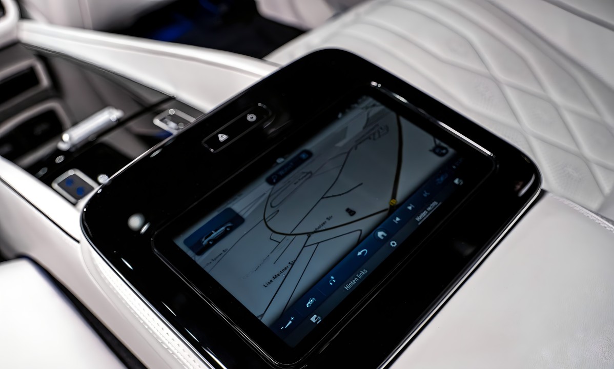 Mercedes-Benz GLS Maybach 600 - foto 24