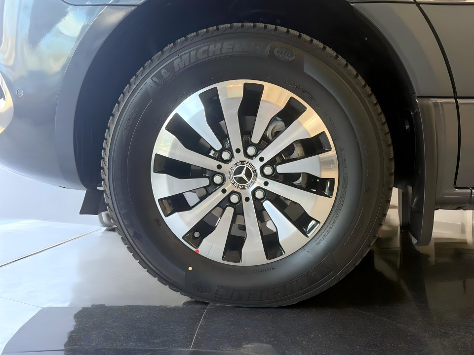 Mercedes-Benz Sprinter TOURER SELECT 319 CDI - foto 23