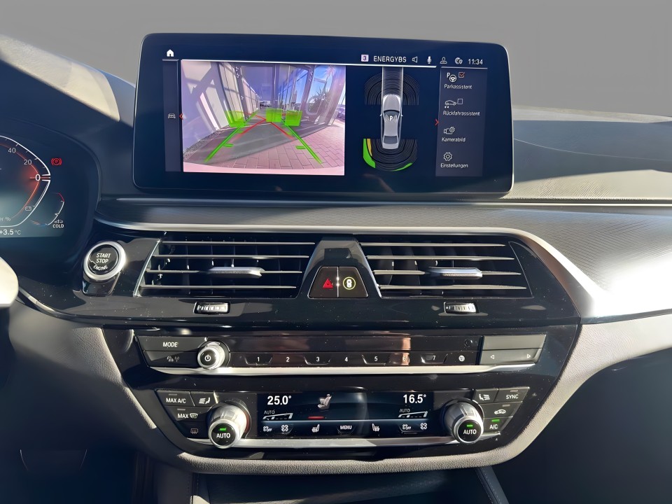 BMW Seria 5 520i M-Sport - foto 10