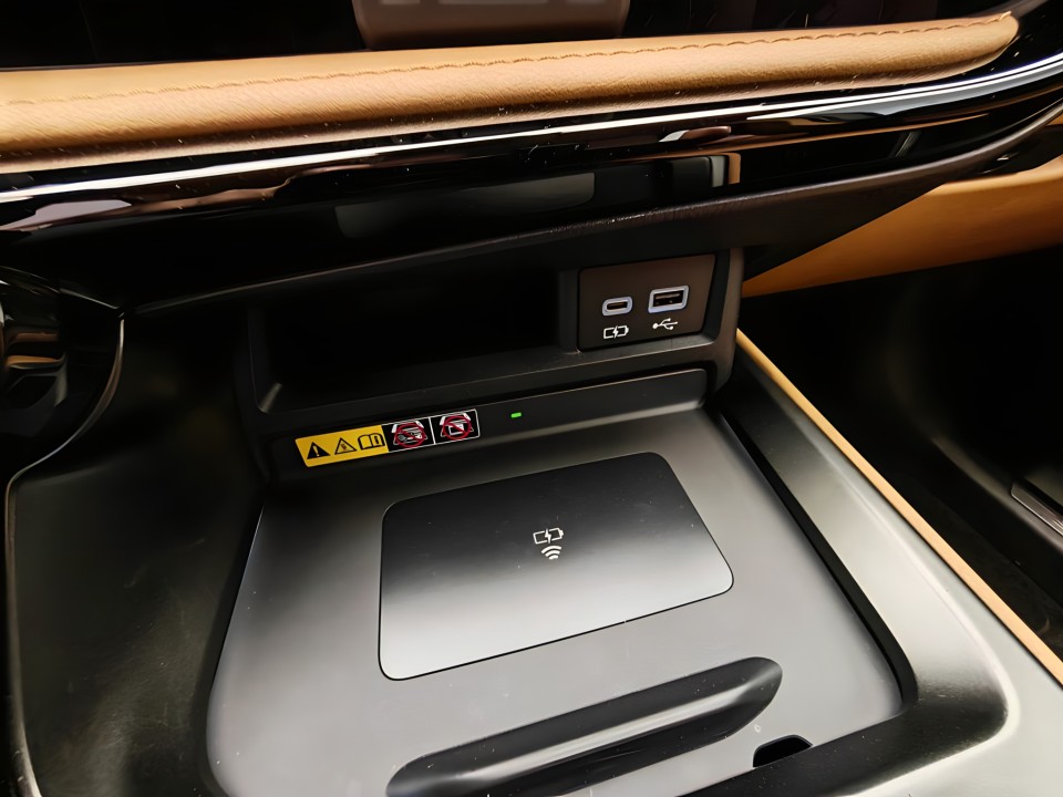 Lexus Seria NX 350h AWD Executive Line - foto 12