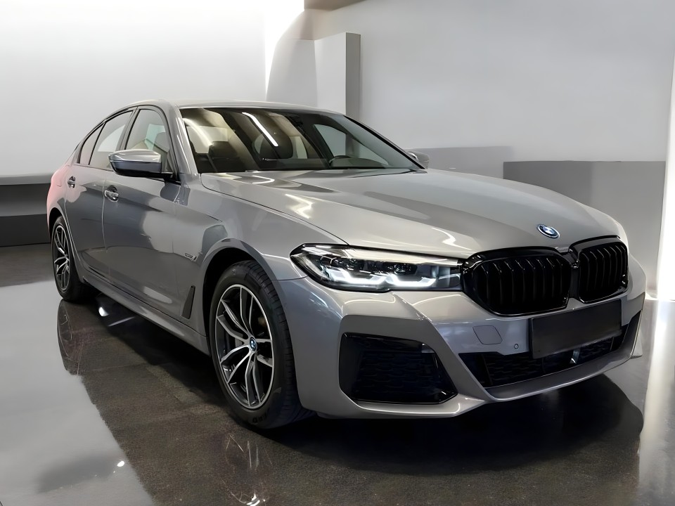 BMW Seria 5 530e xDrive M-Sport