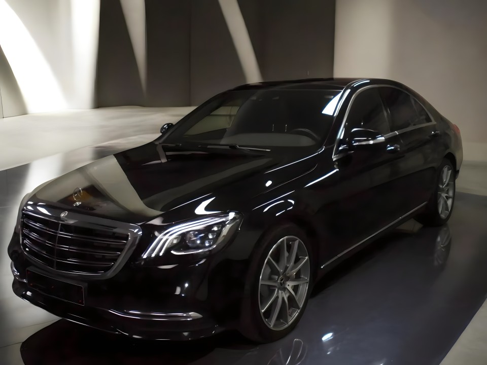 Mercedes-Benz S 560 4MATIC - foto 7