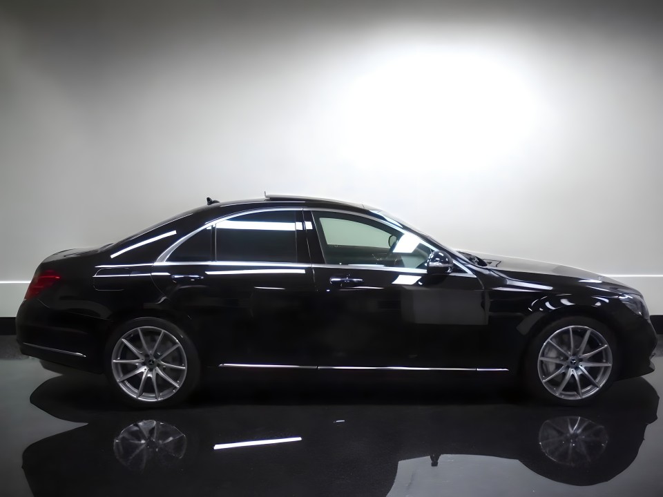 Mercedes-Benz S 560 4MATIC (2)