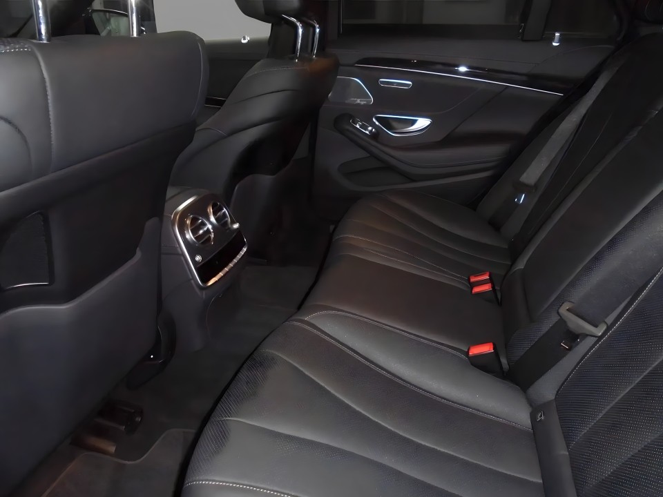 Mercedes-Benz S 560 4MATIC - foto 13