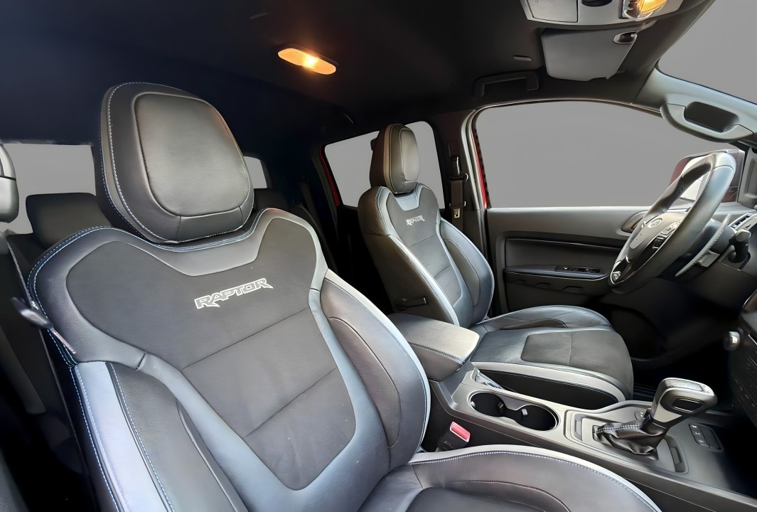 Ford Raptor - foto 13