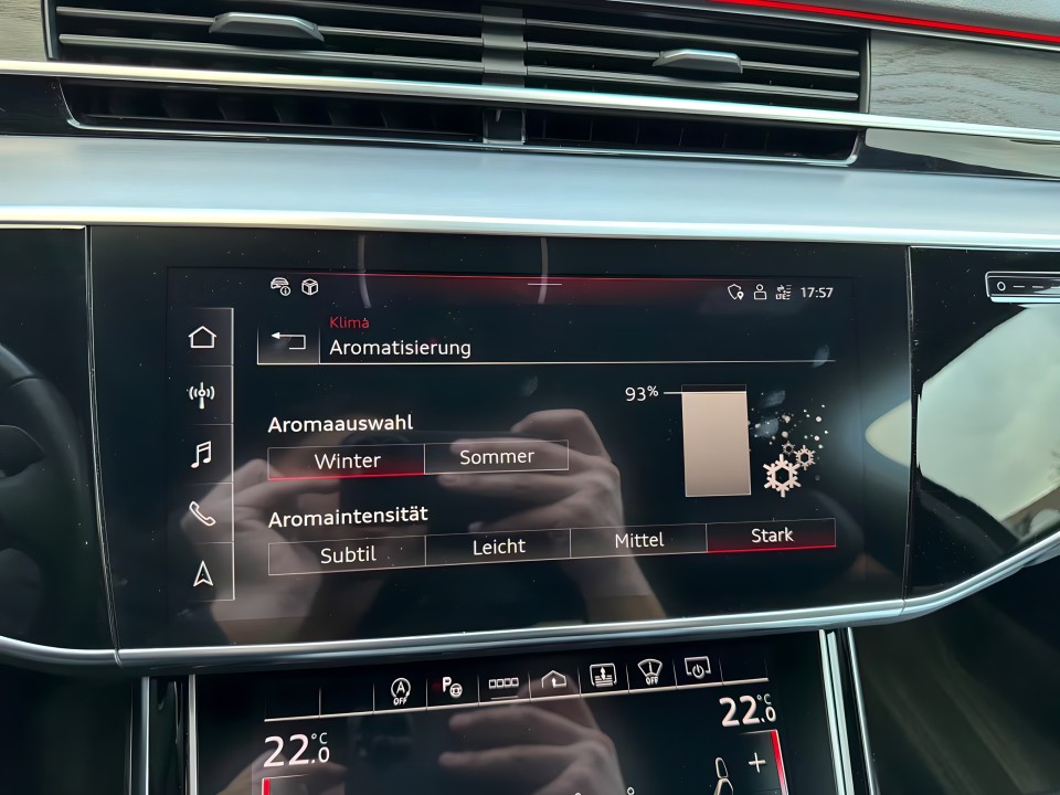Audi A8 50TDI Quattro S-Line - foto 31