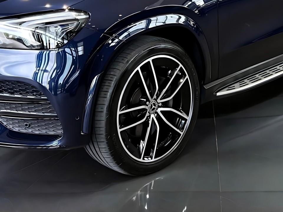 Mercedes-Benz GLE 350de 4MATIC - foto 17