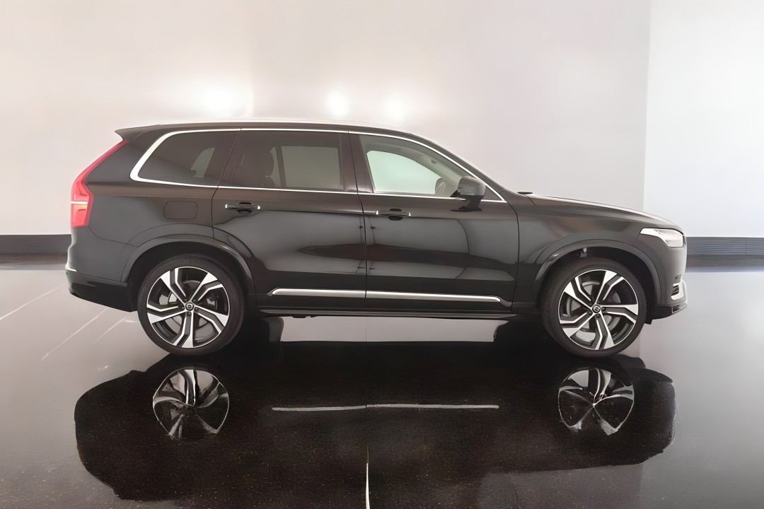 Volvo XC 90 B5 Plus Bright (3)