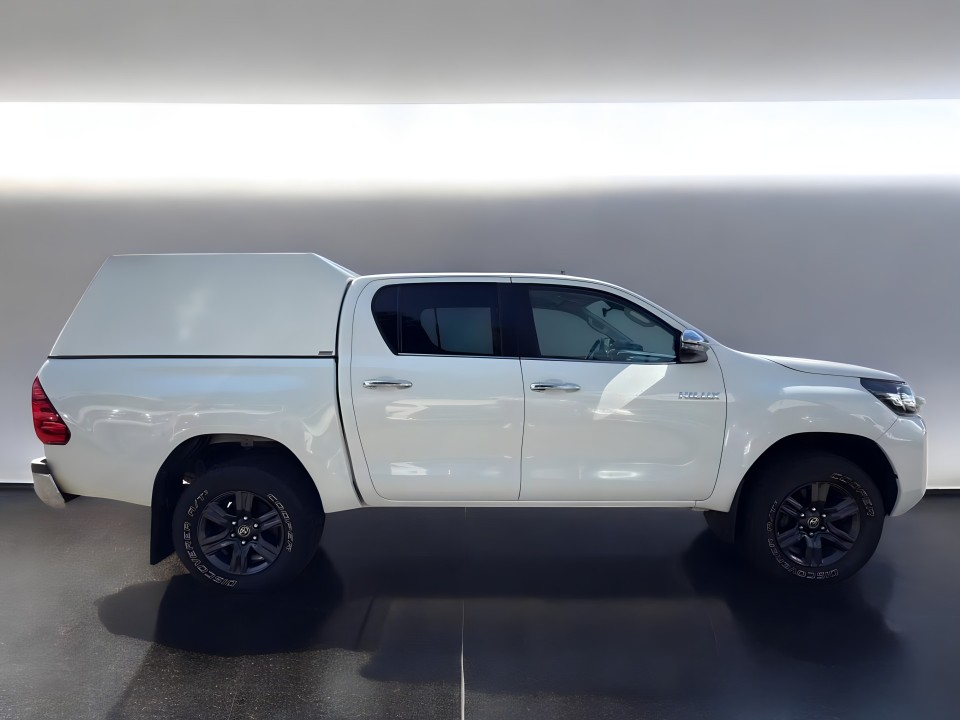 Toyota Hilux Double Cab Comfort (2)