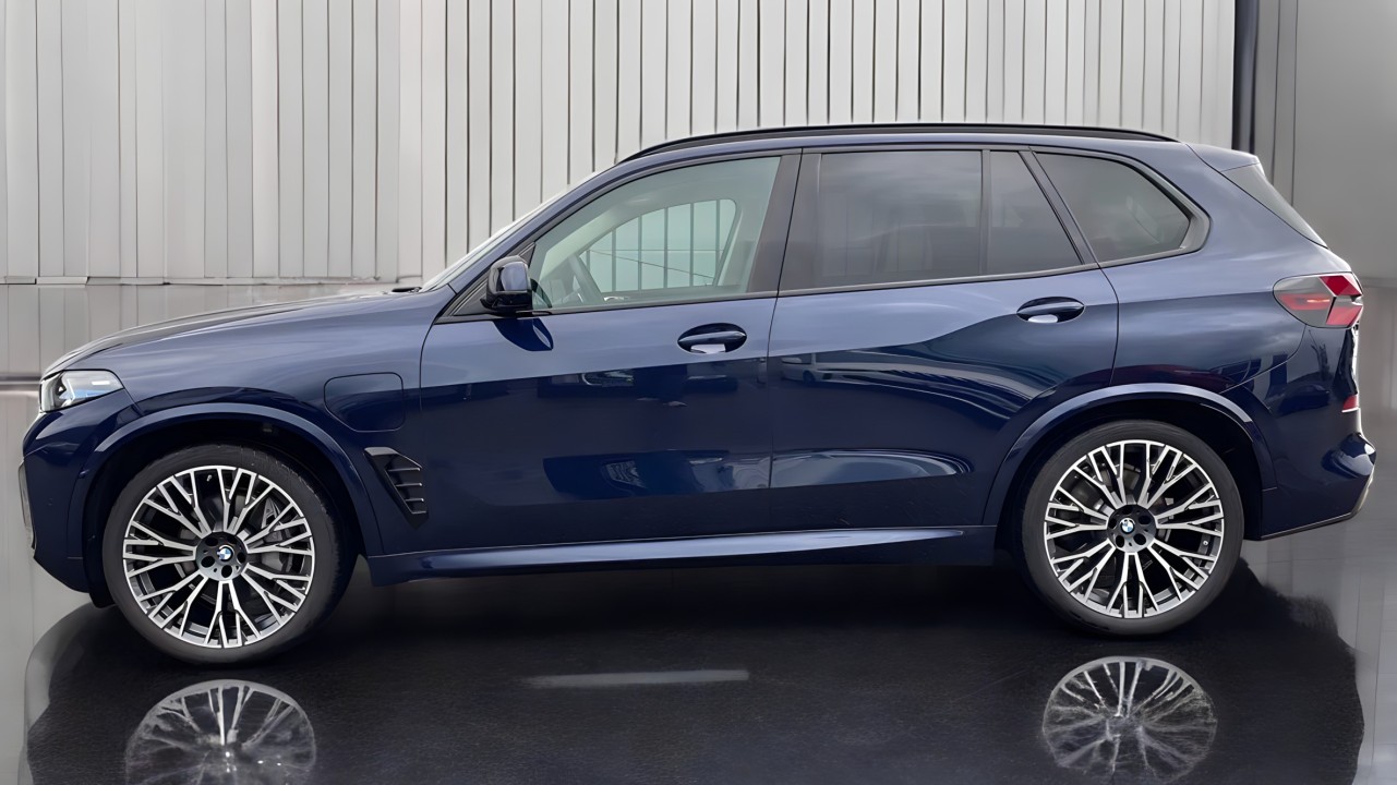 BMW X5 xDrive50e (2)