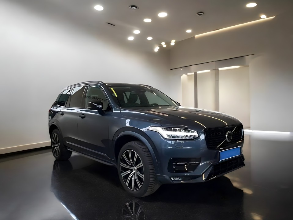 Volvo XC 90 B5 AWD Ultimate Dark