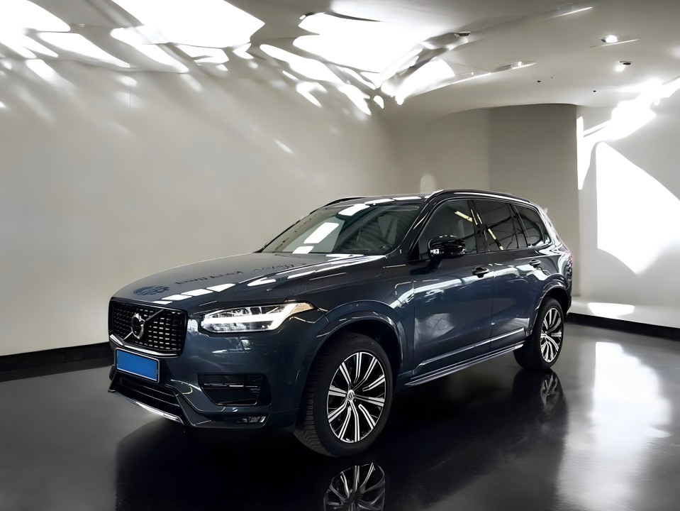 Volvo XC 90 B5 AWD Ultimate Dark - foto 8
