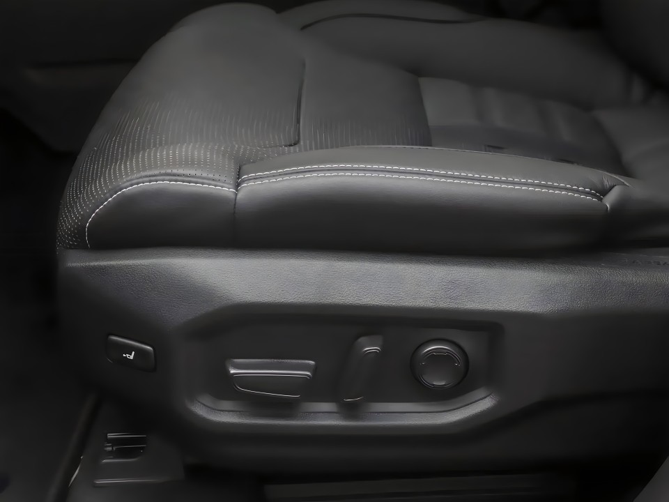 Toyota Tundra Capstone - foto 7