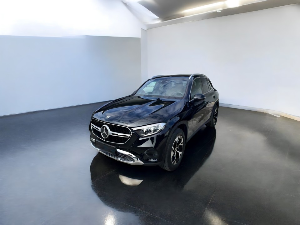 Mercedes-Benz GLC 300e 4MATIC (4)