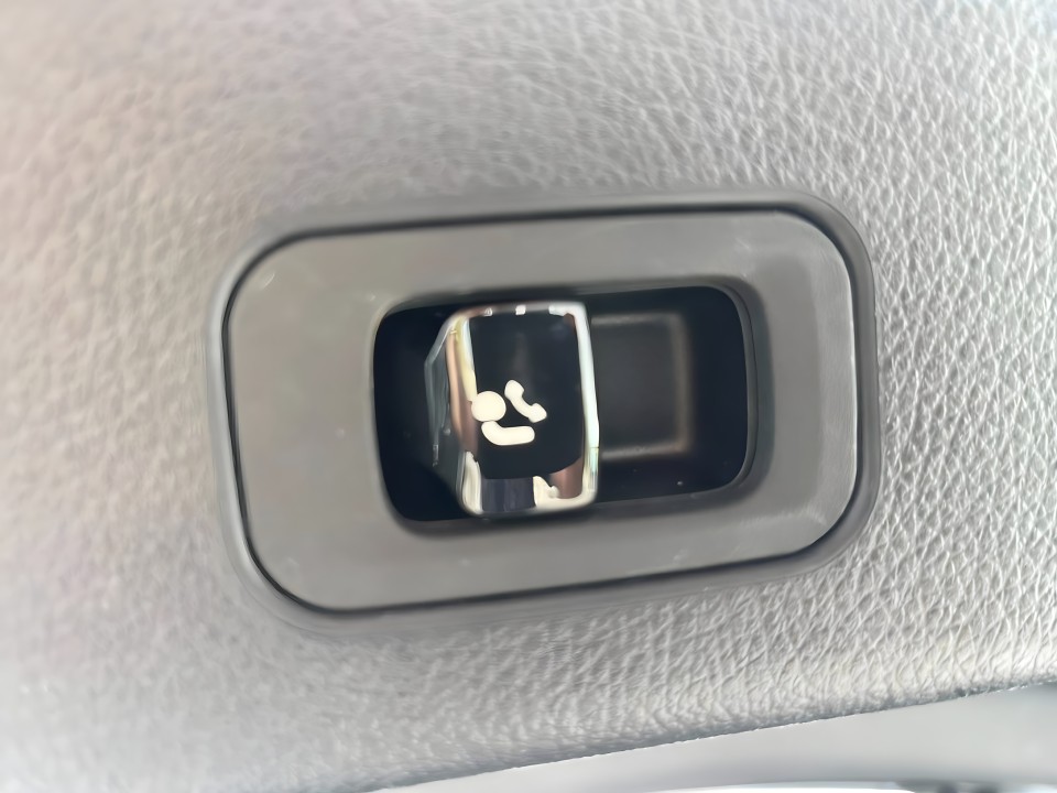 Mercedes-Benz GLC 300e 4MATIC - foto 13