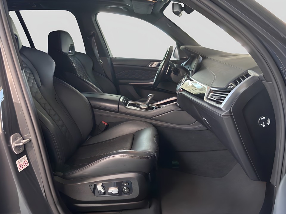 BMW X5 M Competition - foto 13