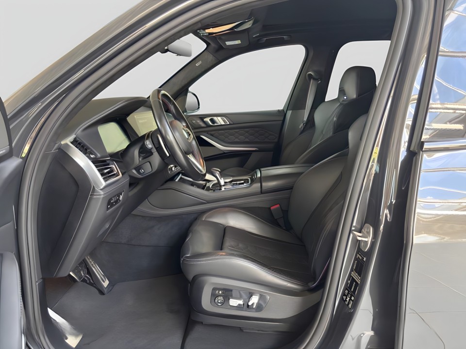 BMW X5 M Competition - foto 12