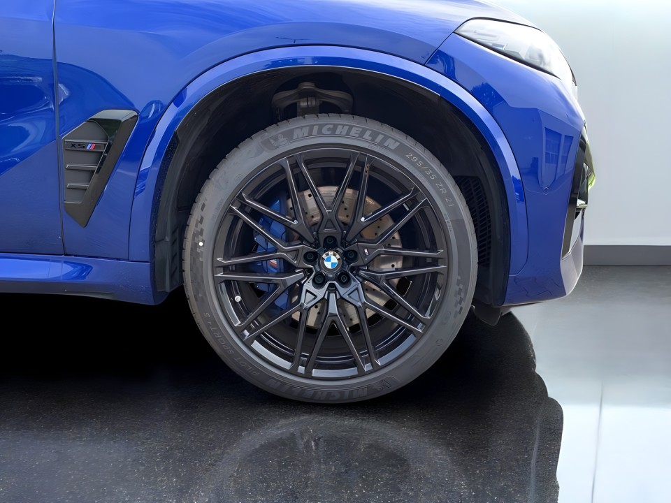 BMW X5 M Competition - foto 15