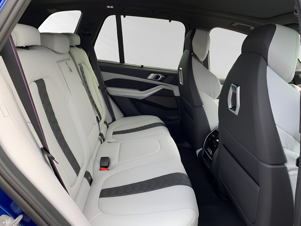 BMW X5 M Competition - foto 9