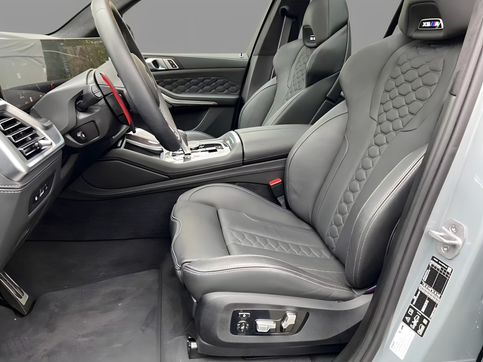 BMW X5 M Competition - foto 8