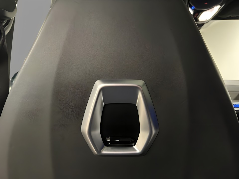 BMW X5 M Competition - foto 13