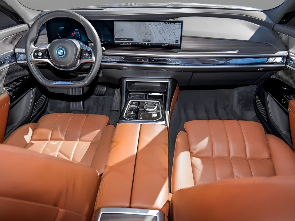 BMW Seria 7 750e xDrive (4)