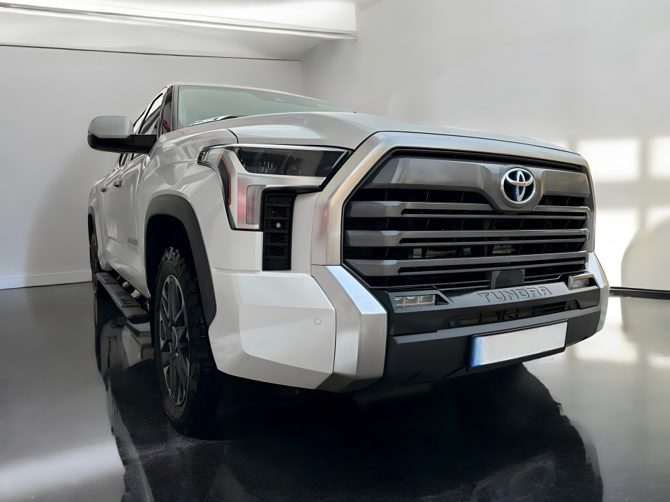 Toyota Tundra Crew Max Limited Hybrid Extra Lange