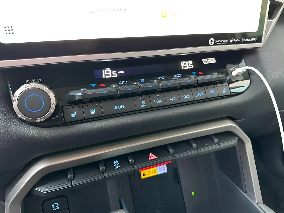 Toyota Tundra Crew Max Limited Hybrid Extra Lange - foto 11