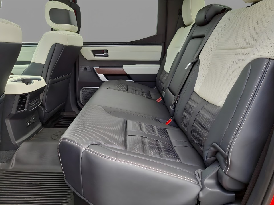 Toyota Tundra Capstone - foto 11