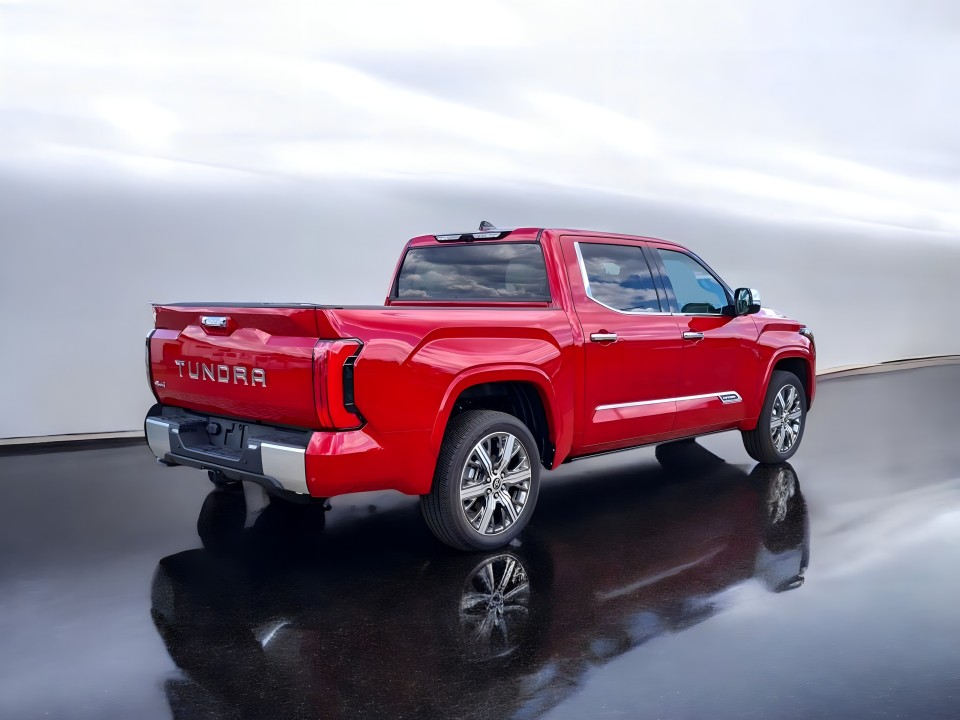 Toyota Tundra Capstone (3)