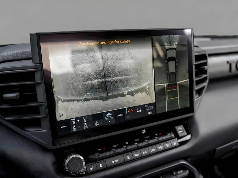 Toyota Tundra TRD PRO - foto 24