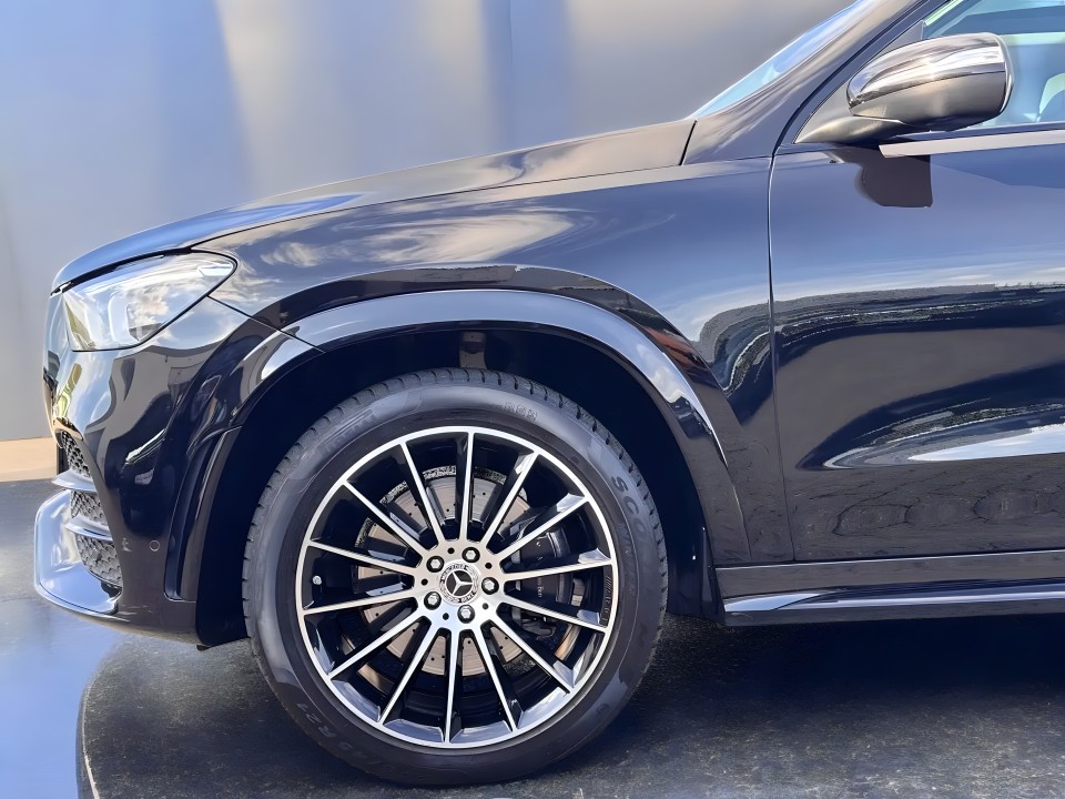 Mercedes-Benz GLE 400d 4MATIC AMG Line - foto 15