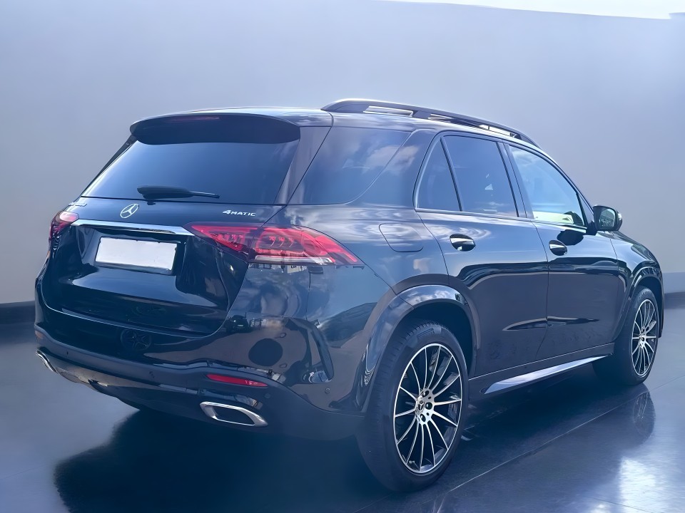 Mercedes-Benz GLE 400d 4MATIC AMG Line (3)