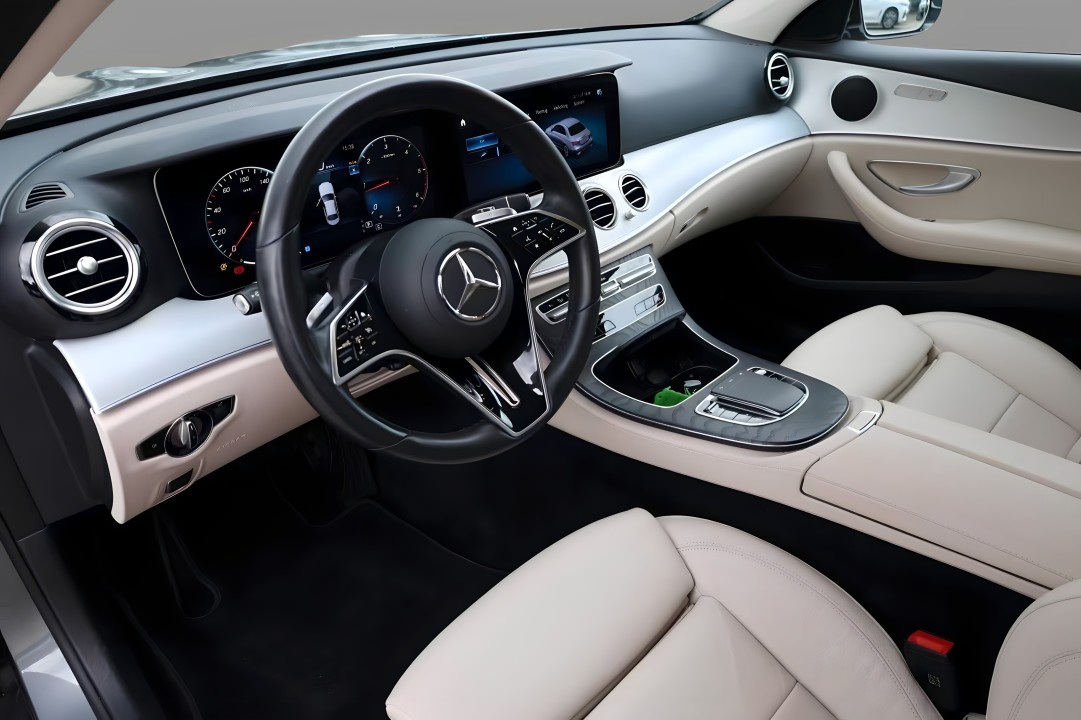 Mercedes-Benz E 200d AMG Line - foto 9